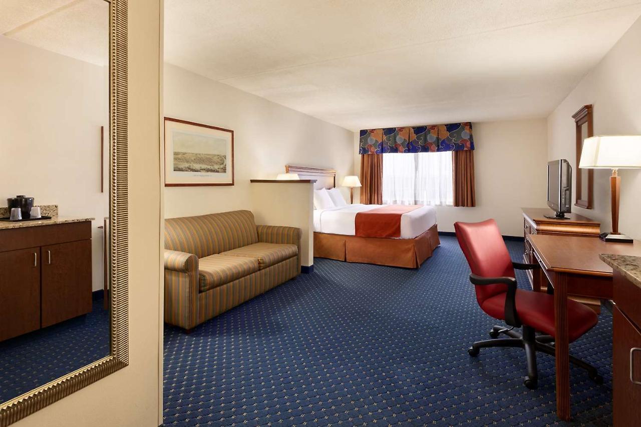 Country Inn & Suites By Radisson, Fredericksburg South I-95 , Va エクステリア 写真