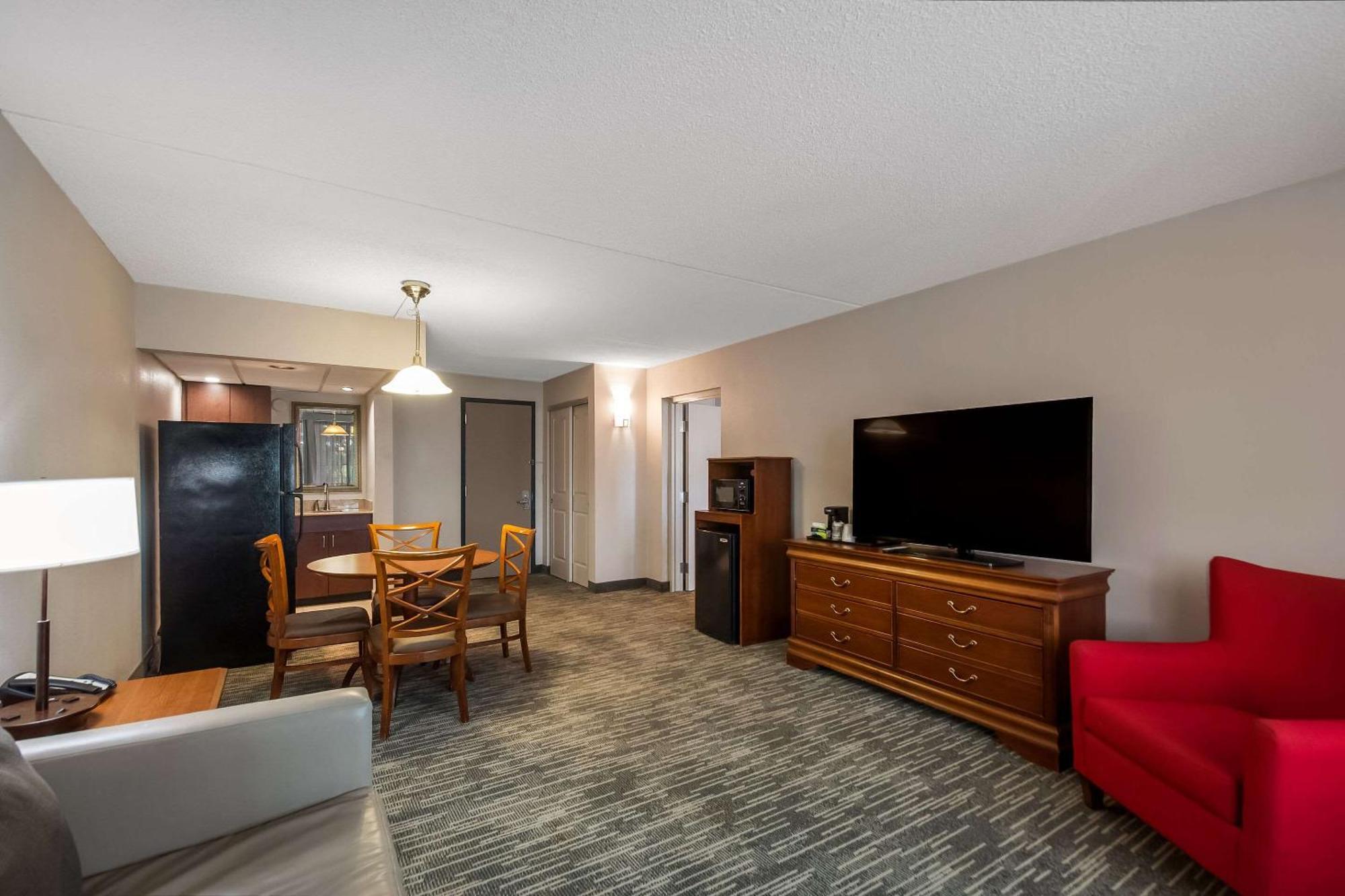 Country Inn & Suites By Radisson, Fredericksburg South I-95 , Va エクステリア 写真